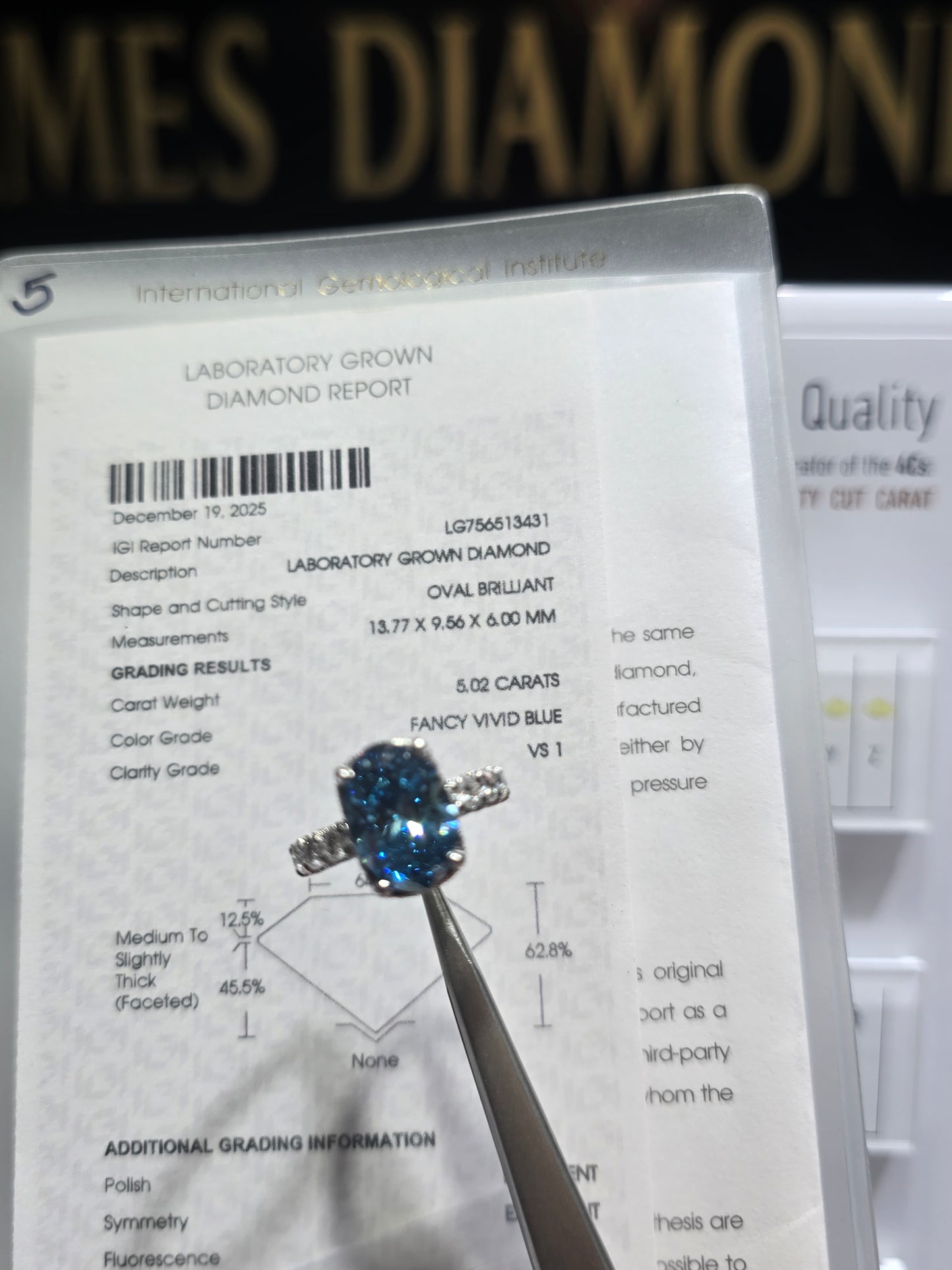 Beautiful Blue Oval Rings π Center 5 Carat π IGI Labgrown Diamond