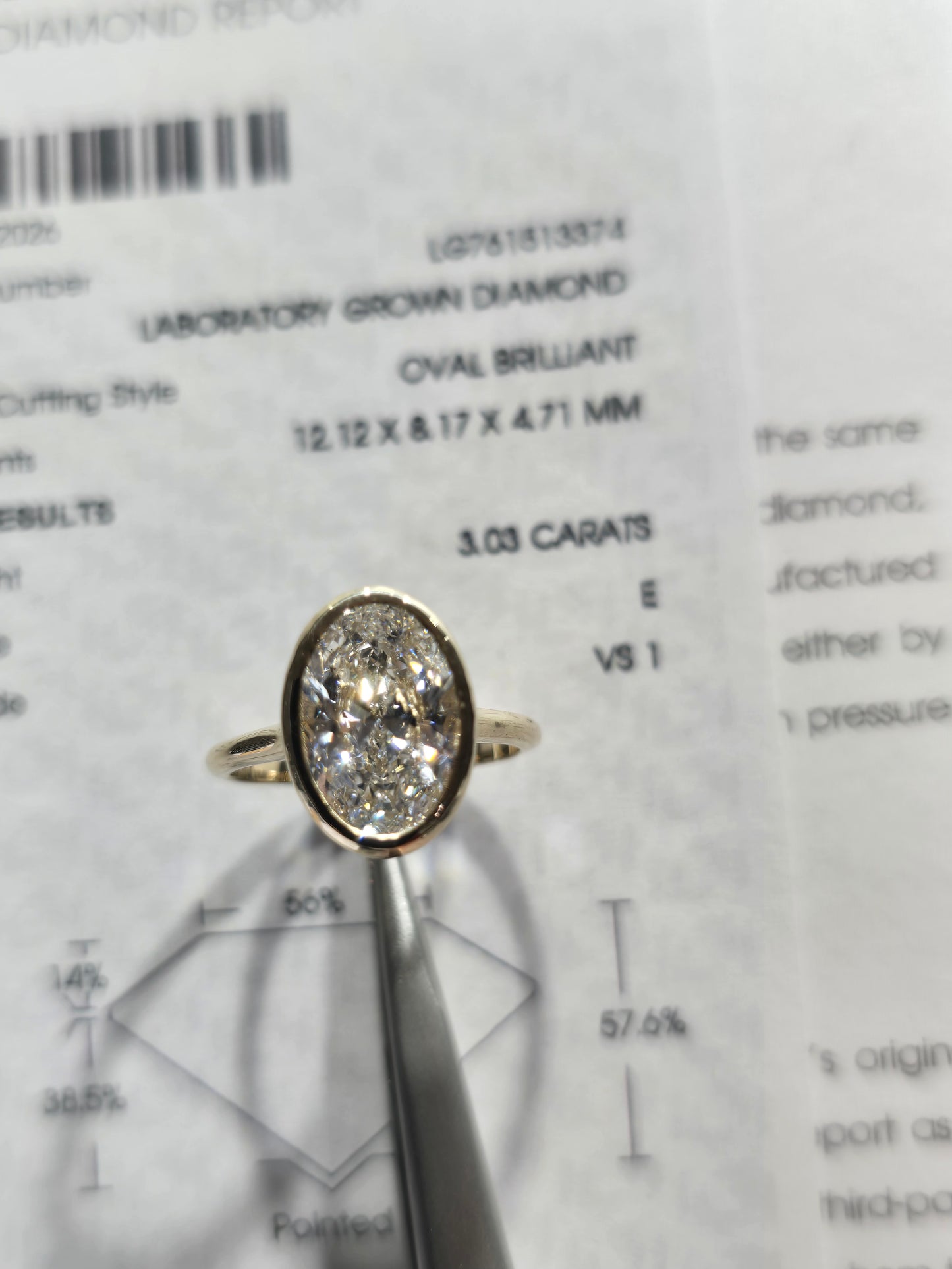 Bezel Oval Rings 💍 3 Carat E/VS1 💎 IGI Labgrown Diamond + 14k solid gold