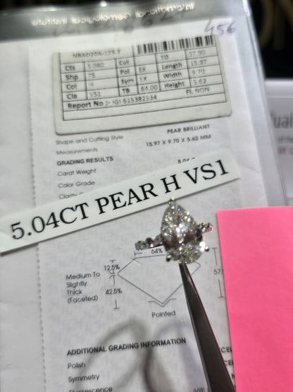 Beautiful Pear Rings 💍 Center 5 carat H/VS1 💎 IGI Labgrown Diamomd