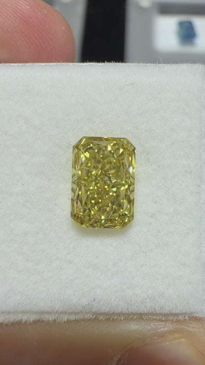 2.04ct Rectangular Modified Brilliant Lab Grown Diamond – Fancy Intense Yellow, VS1