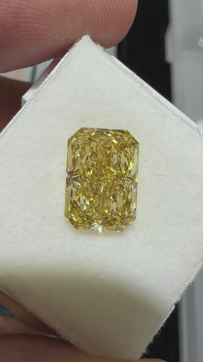 3.06ct Rectangular Modified Brilliant Lab Grown Diamond – Fancy Yellow, VVS2