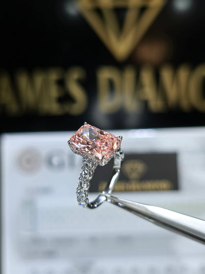 Hot Design 💍Fancy Vivid Pink Radiant 5CT / VS1 💎